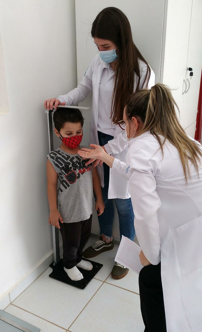 Creche Escola prof. Lener Eustáquio Pereira recebe visita da equipe do curso de medicina da UNIFRAN